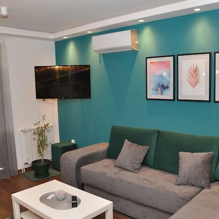 Lux Apartman Cacak Ngoại thất bức ảnh