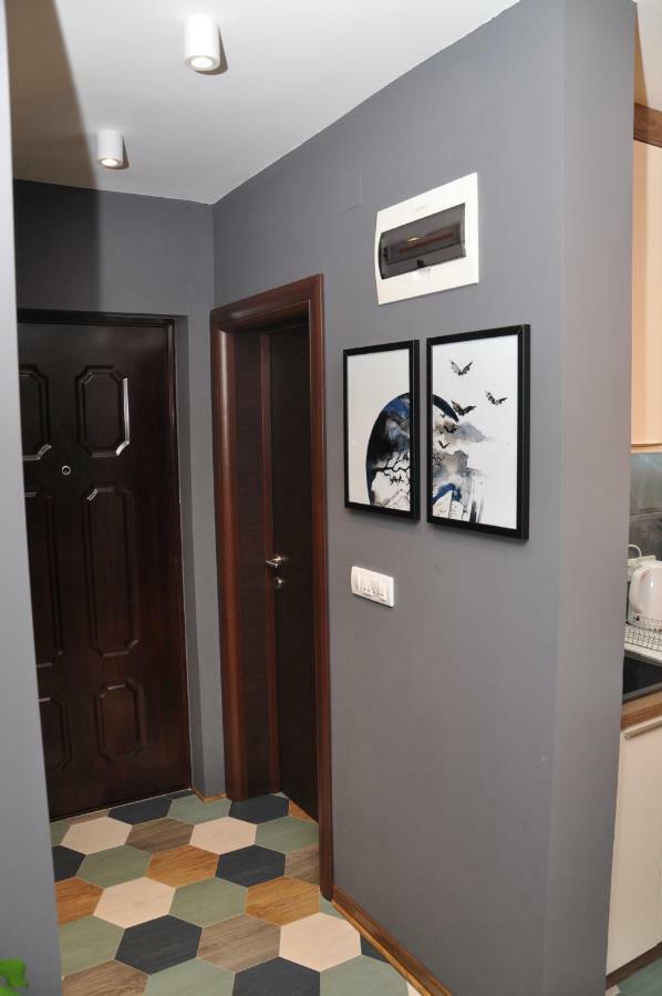 Lux Apartman Cacak Ngoại thất bức ảnh