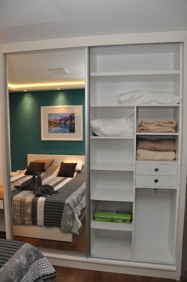 Lux Apartman Cacak Ngoại thất bức ảnh