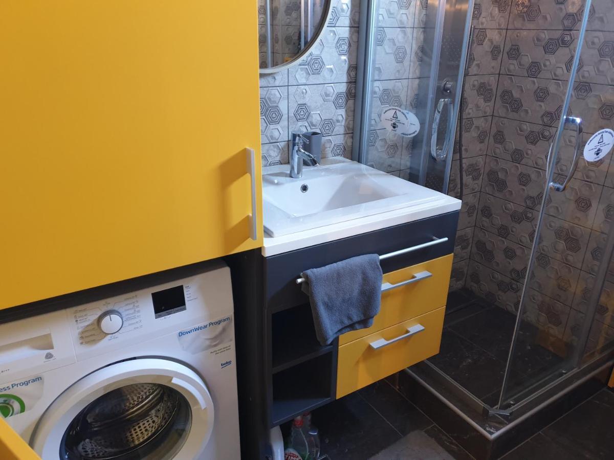 Lux Apartman Cacak Ngoại thất bức ảnh