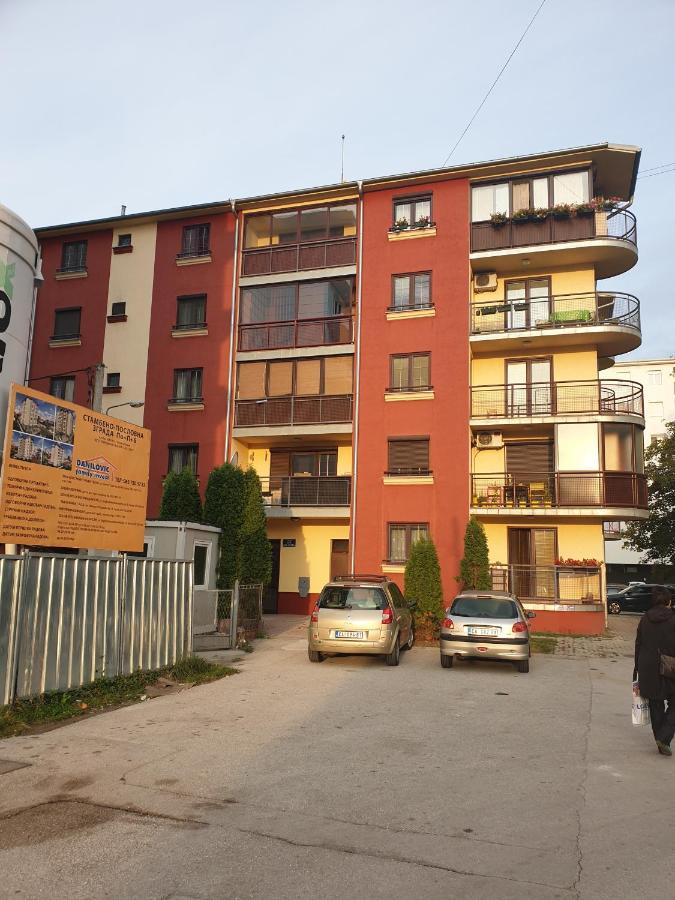 Lux Apartman Cacak Ngoại thất bức ảnh